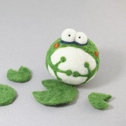 Needle Felting Frog